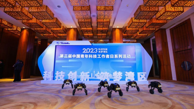 知识图谱：构建企业智能决策的桥梁